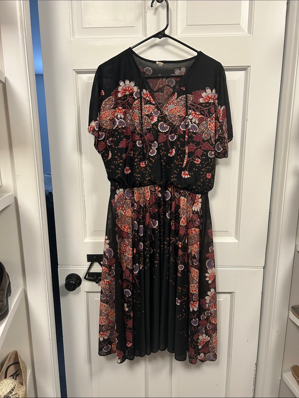 Amazing Vintage Dress. Very Carrie Bradshaw